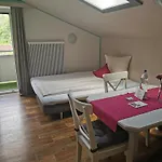 Haus Monika 외치