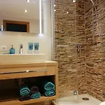 아파트 Haus Monika 외치