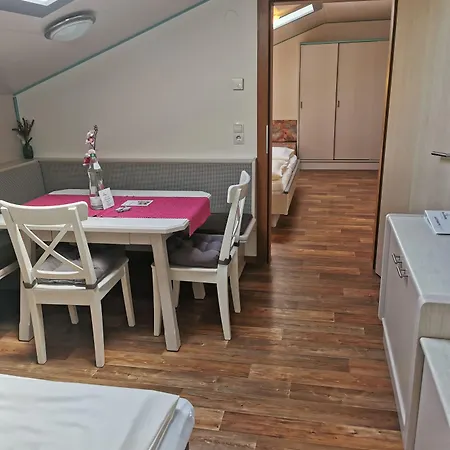아파트 Haus Monika *